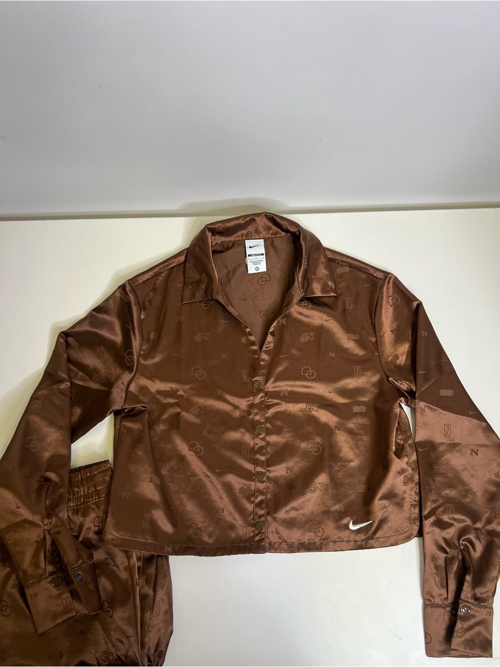 Nike Women’s x Naomi Osaka Brown Satin Jacquard Shirt & Pants Set - Size Large